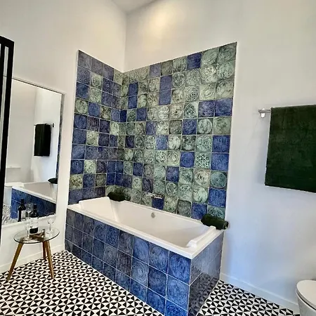 Picasso's Deluxe Puerta Malaga